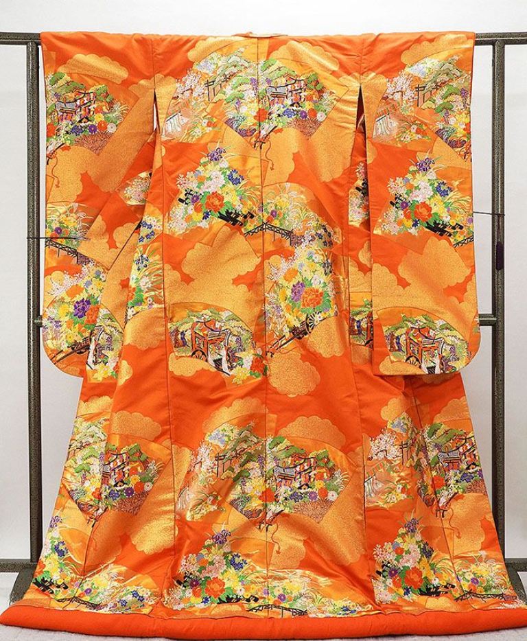 オレンジの色打掛