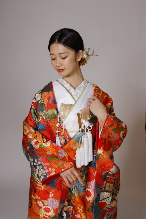 オレンジの色打掛