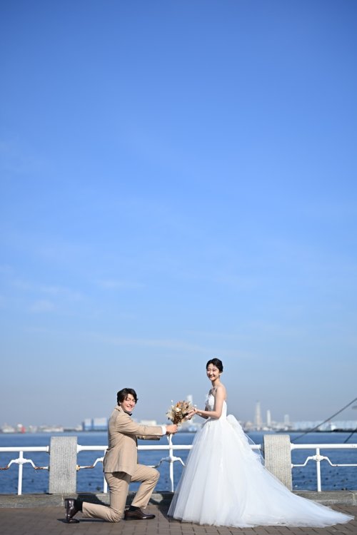 青空の下でのプロポーズ