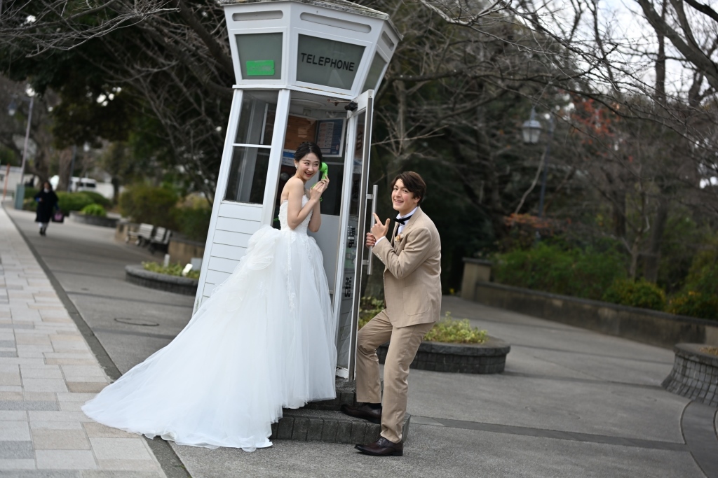 電話ボックスにて