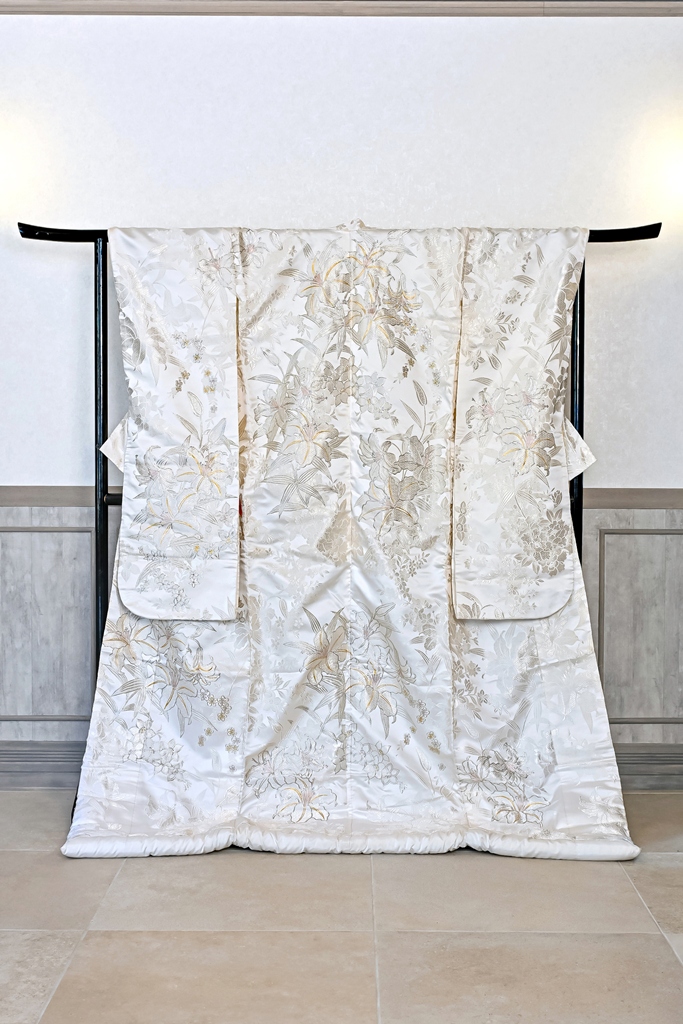 ゴージャスな白無垢