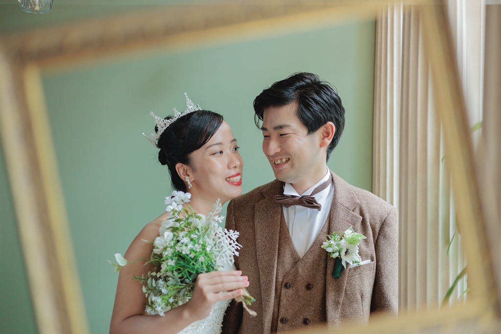 シンプルなのに絵になる場所。横浜スタジオで叶えた上質ショット