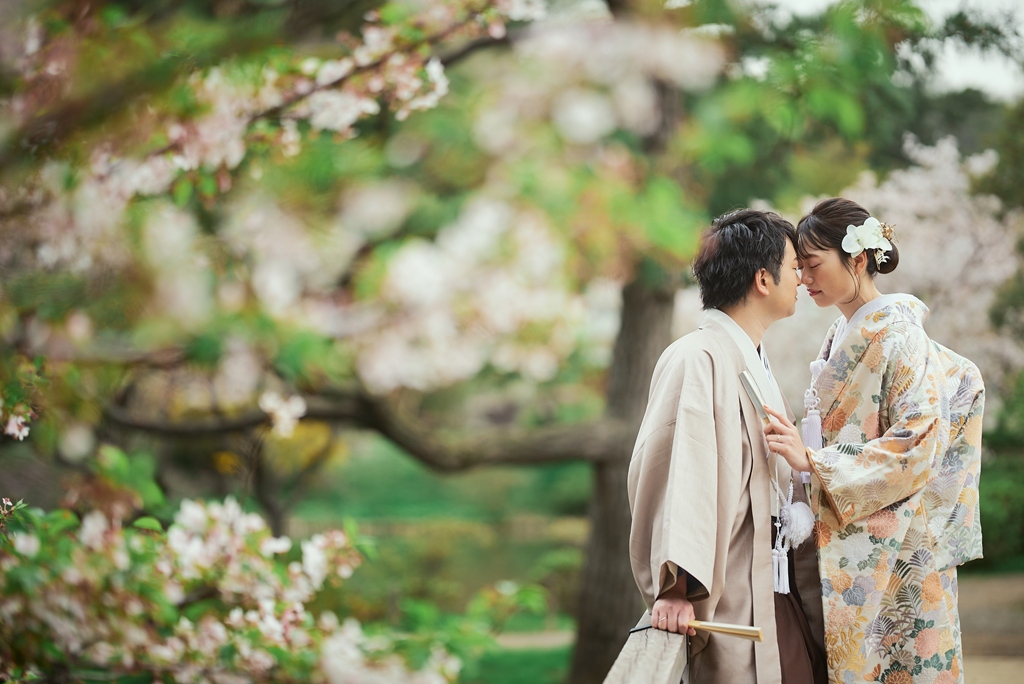 三渓園の桜と楽しむ、今どき和装フォトウエディング